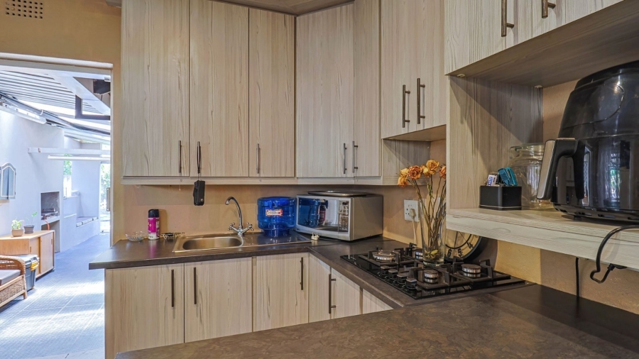 4 Bedroom Property for Sale in Safari Gardens North West